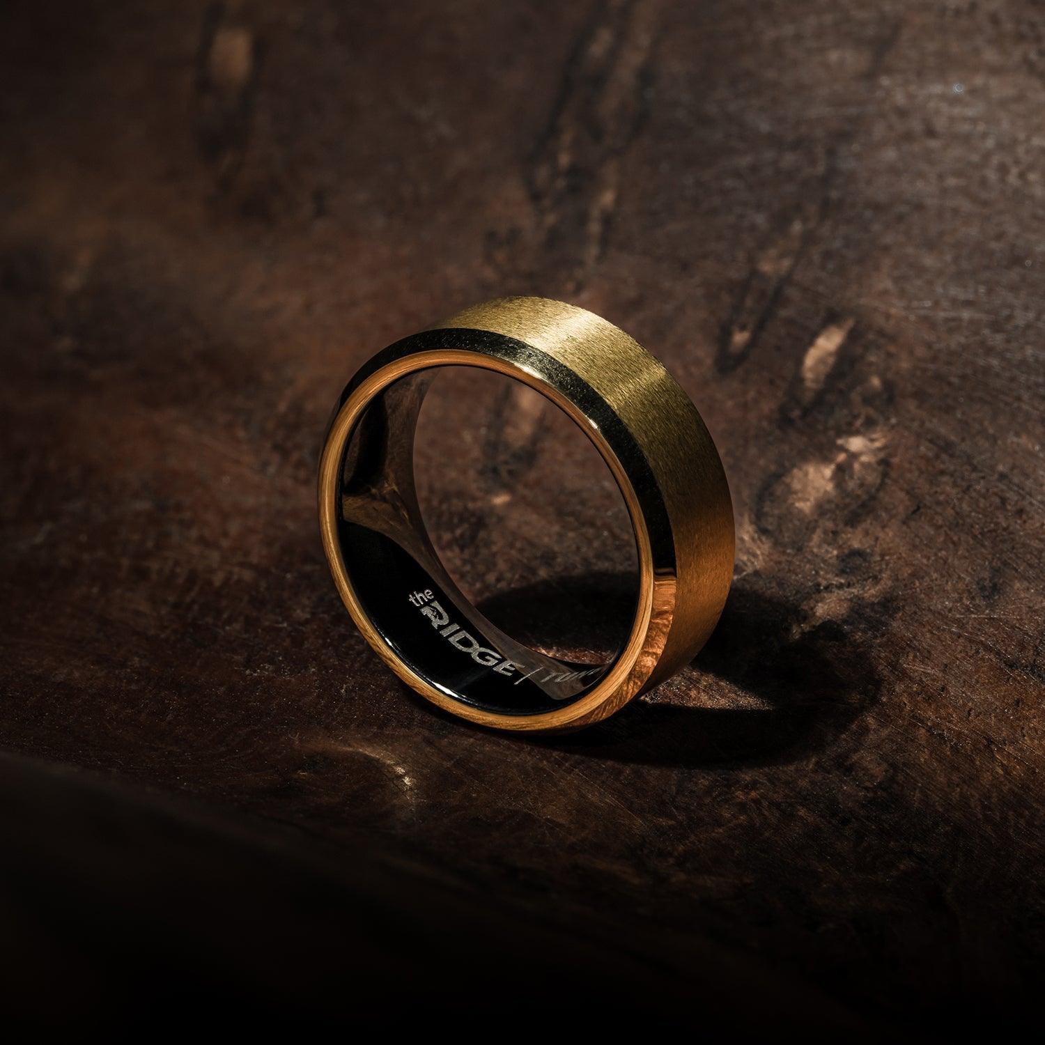 Ridge 8mm Geprofileerde Ring Set - 24K Goud