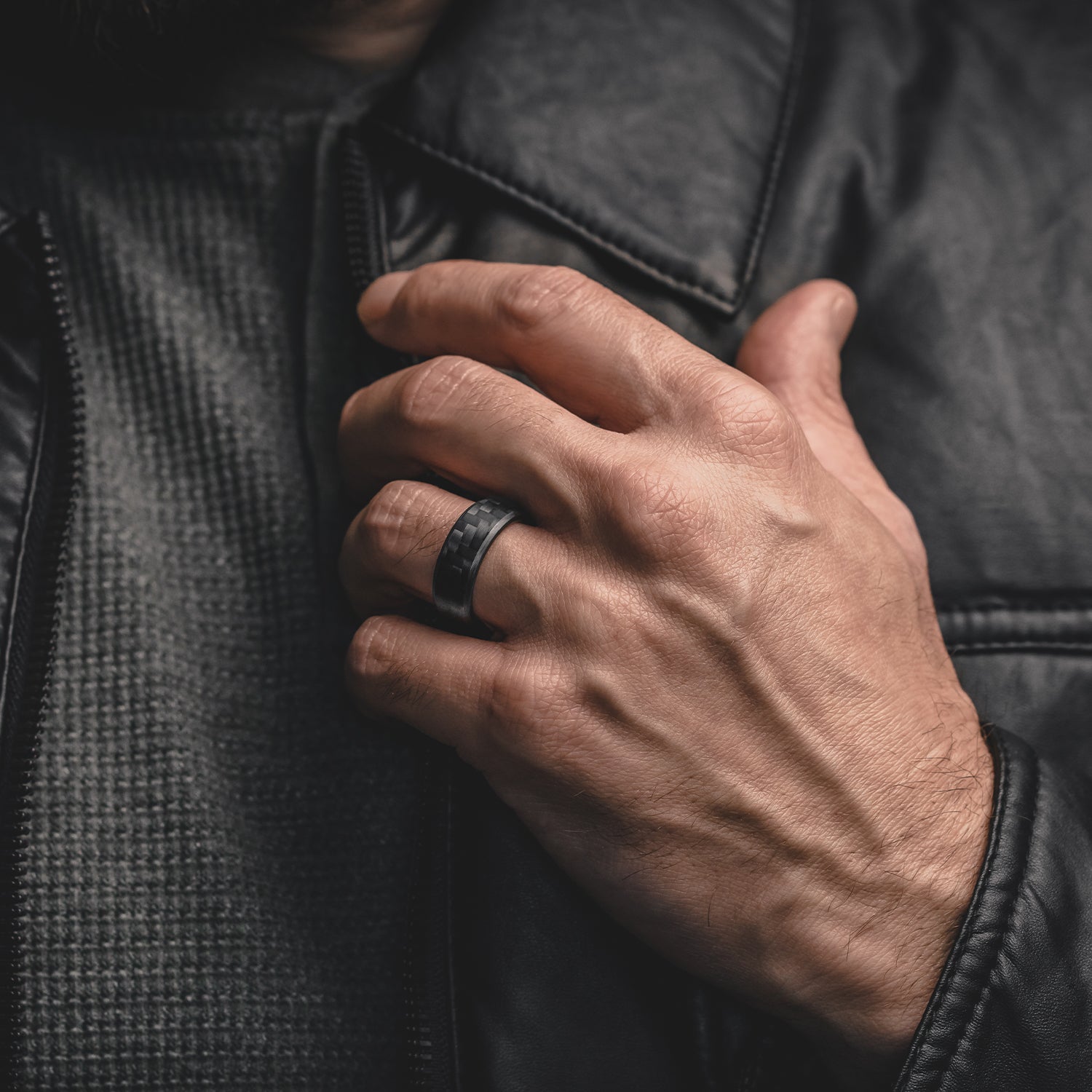 Ridge 8MM Beveled Ring Set - Carbon Fiber 3K