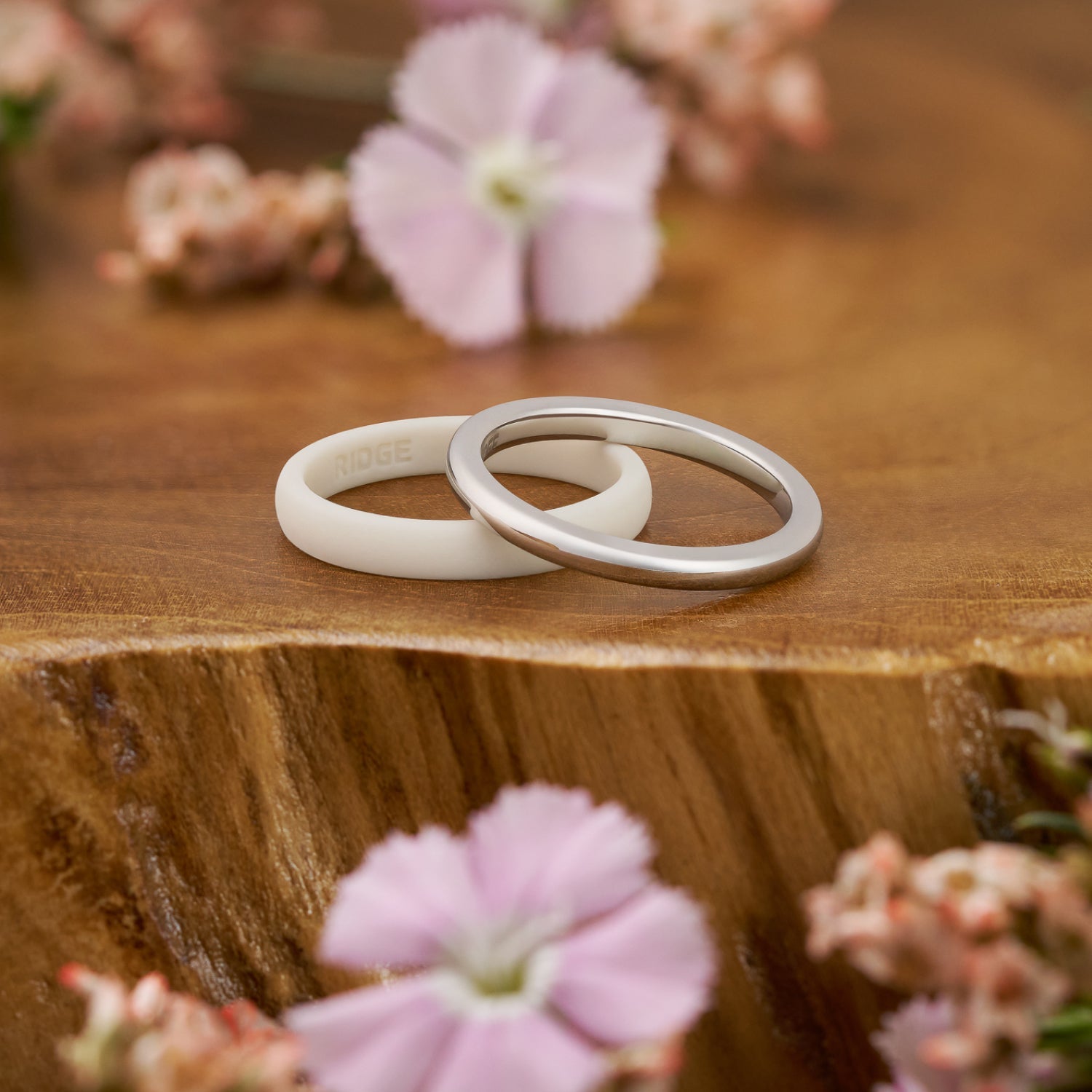 Ridge 2mm Ronde Ring Set - 14K Wit Goud